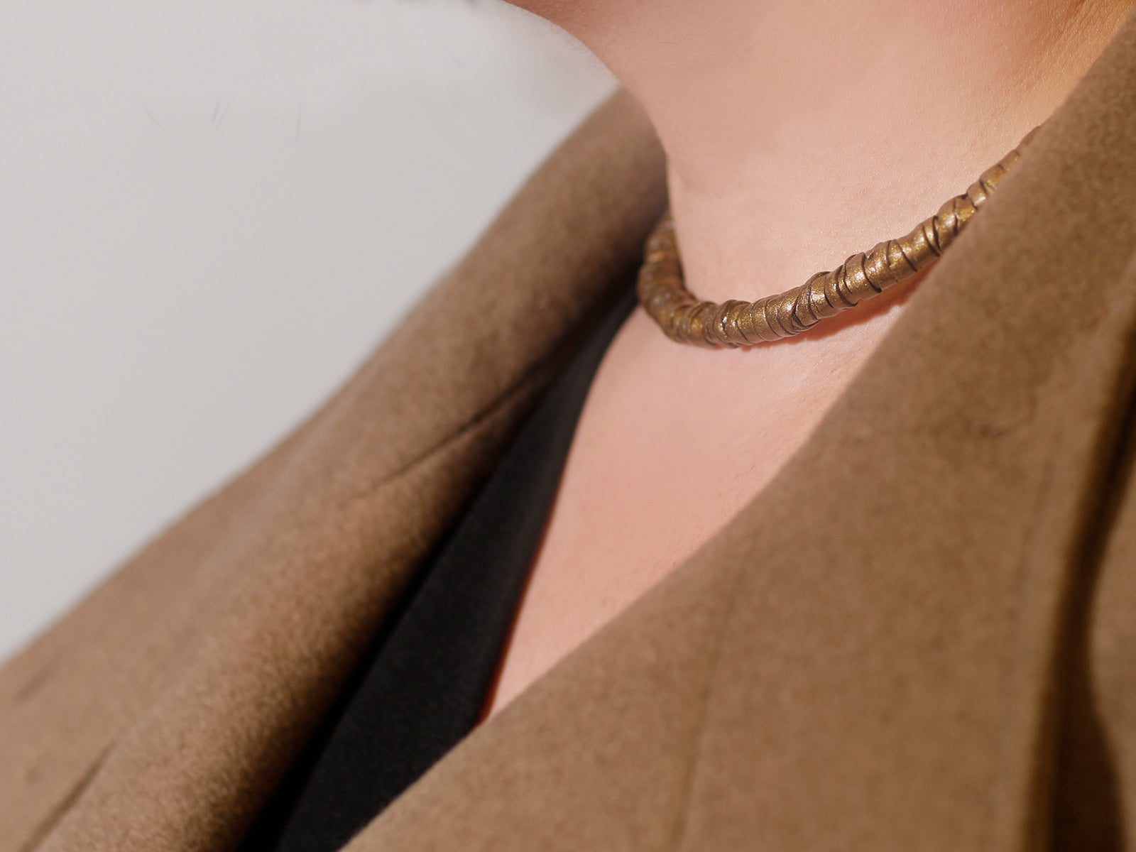 Sarmal Zaman Tasarım Kolye | Antik Dokulu Choker